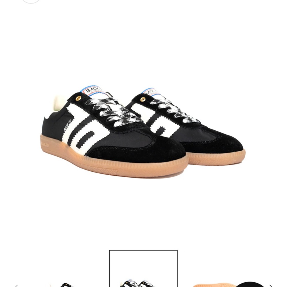 Back 70s Black and White Sneakers